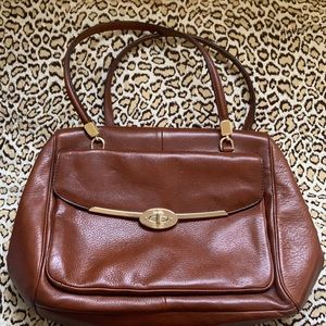 brown leather shoulder bag